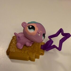 2008 McDonalds Littlest Pet Shop (LPS) Hamster with Bag Clip